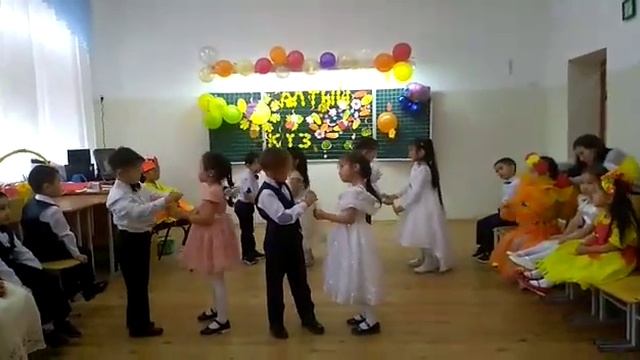 Осенний бал дочи Ильнара "0"А класс смотреть онлайн