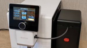 Демонстрация холодильника для молока Nivona NICO 100 на примере кофемашины Nivona NICR 965