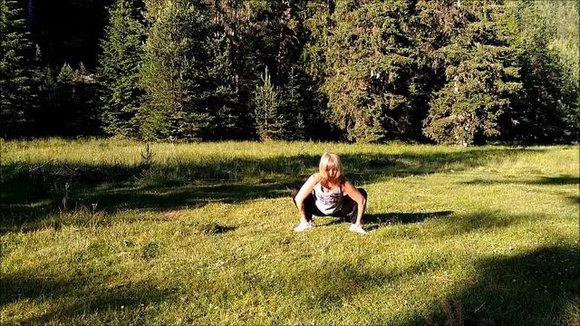 Стретчинг-заминка / Для женщин 45+ смотреть онлайн