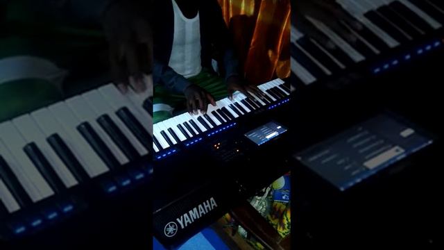 CHAMPIONS LEAGUE ANTHEM ON PIANO. AMAZING SKILLS смотреть онлайн