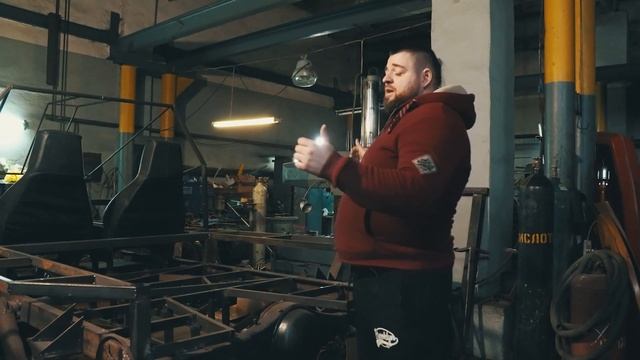 Сериал Максим Карпук / Строительство танка ч.3 смотреть онлайн