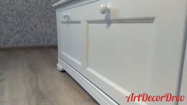 Комод для обуви в прихожую из  массива ольхи .