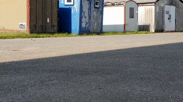 Mercedes CLS 350 vs. Siemens SL смотреть онлайн