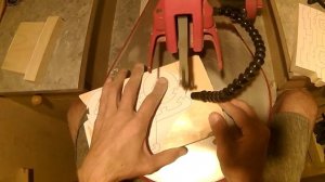 выпиливание пазла из дерева на лобзиковом станке Зубр ЗСЛ 250