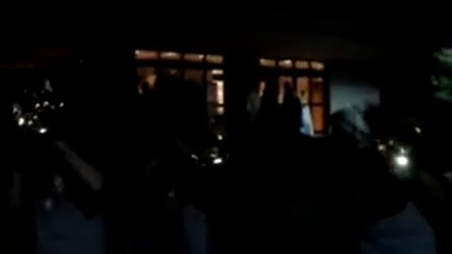 Raise Your Glass by Brass and Sass смотреть онлайн