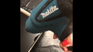 Заливка картины прозрачной эпоксидной смолой.