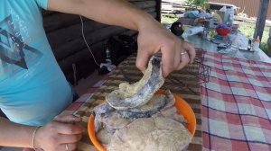 Стейки из сома??на углях