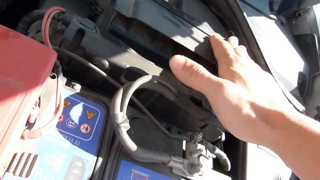 замена воздушного фильтра на рено меган 2 смотреть онлайн