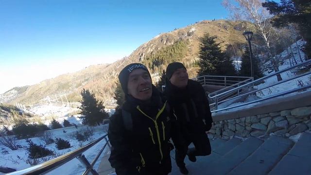 Medeo Walk Talk 1.01 смотреть онлайн