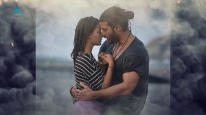 Джан Яман и Демет Оздемир 💗Поцелуи и объятия 💗С ДНЁМ ВЛЮБЛЁННЫХ!!!!