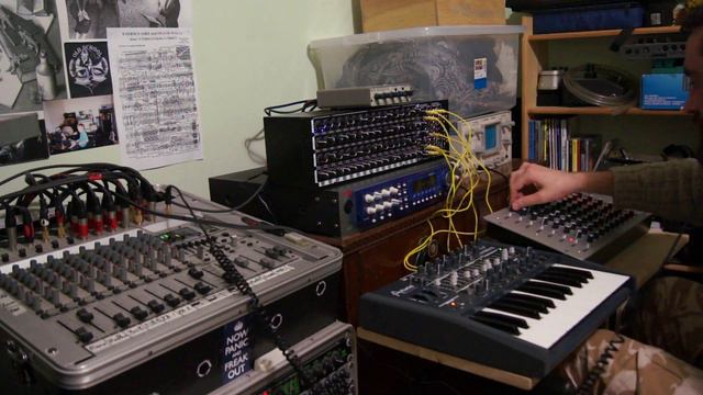 Oberkorn & MiniBrute Jam смотреть онлайн