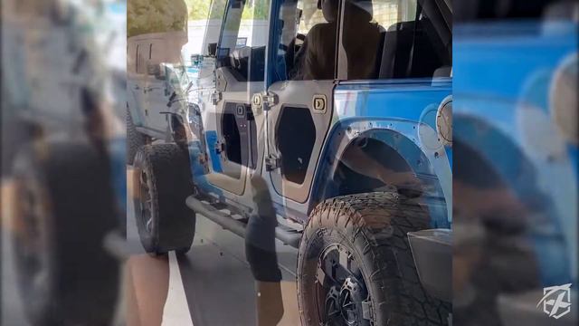 Grind Series Steel Fender Flare Kit for 07-18 Jeep Wrangler JK смотреть онлайн