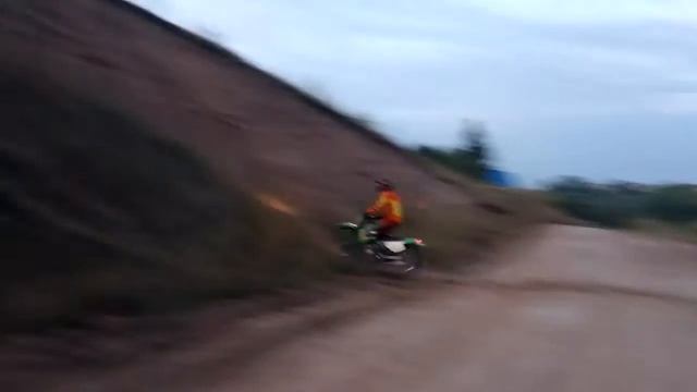 А вот, что бывает, когда в голову кусает оса смотреть онлайн