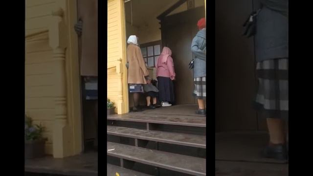 Приходите в храм 8 марта на Литургию с афонским пением! смотреть онлайн