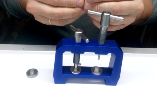 Ремонт (замена подшипников) турбинного наконечника NSK TiMax X700L смотреть онлайн