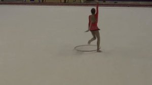 Художественная гимнастика Юная Гимнастка с обручем