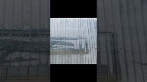 А все говорят что горизонтально расположенный поликарбонат потеть будет))))