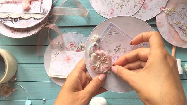 Скрапбукинг МК: круглый альбом / Оформление страниц альбома, крепеж подложек для фото 3-мя способам смотреть онлайн