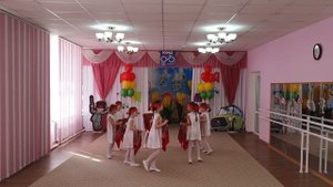 Танец "Русский хоровод".