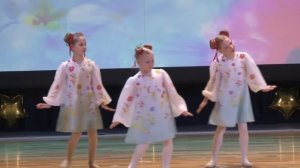 Танцевальный коллектив «Созвездие» мл  группа   танец «Калинушка»