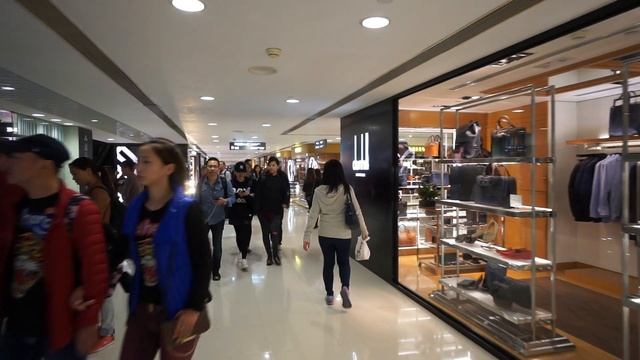Hong Kong, walking around in Harbour City смотреть онлайн