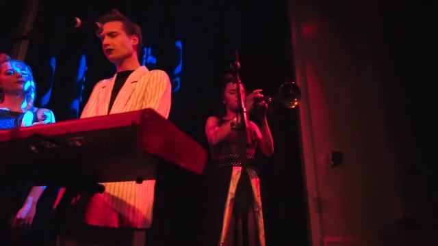 CLUB REINDIER #1 Paradiso Amsterdam смотреть онлайн