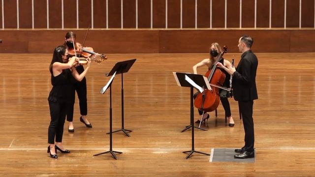 Brittens Phantasy Quartet for Oboe Violin Viola  Cello  Frank Rosenwein oboe