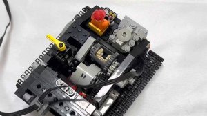 Mechanical Multiplexed Lego Rover