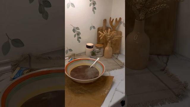 шоколадный кекс с шоколадным соусом/ şokoladlı biskvitli keks şokoladlı sousda