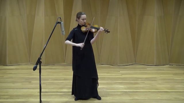 Lubyantseva Evgenia playing Bach Chaconne BWV 1004, Yesaye Sonata 4, Paganini Caprice 13 смотреть онлайн