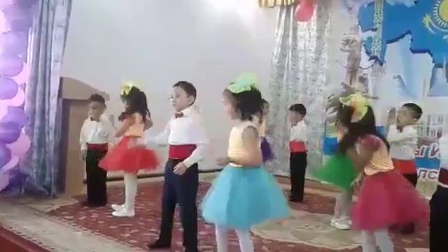 Мынбаево школа танец барби смотреть онлайн