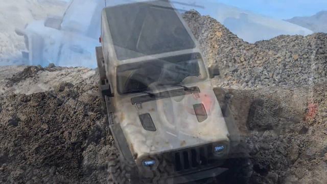 RC Crawler 1/6 On The Move #rccrawler
