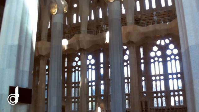 Antoni GAUDI - La SAGRADA Familia