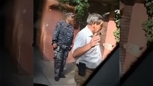 Мужчина 3 минуты не пропускал скорую