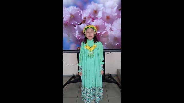 Махарова Ангелина, ученица 3 "б" класса МОБУ СОШ 16 им.С.Г.Черных. "Springtime"