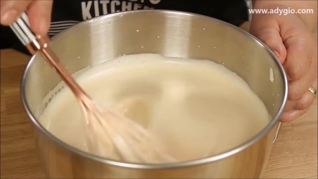 Blat de tort cu vanilie reteta simpla  Adygio Kitchen