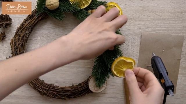 Новогодний венок C корицей своими руками | Мастер класс от Vetkivetki.ru