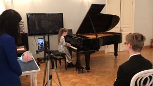 Менуэт(И.С Бах)/ Андантино (А. Хачатурян)