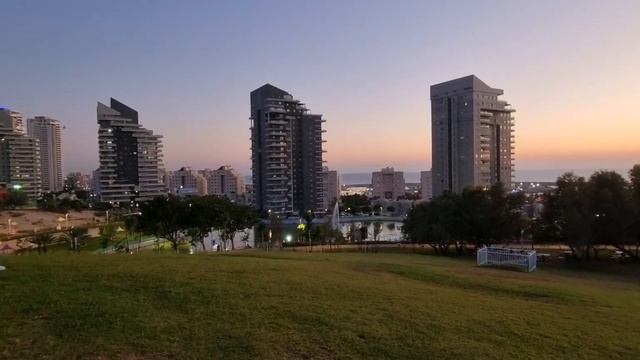 Ашдод/Жаль что город нельзя обнять-2/прогулка по ПАРКУ АШДОД ЯМ/פארק אשדוד ים/ смотреть онлайн