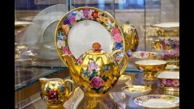 Изделия Императорского фарфорового завода
