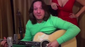 С Новым Годом!Тимур Ведерников и Катя Котёночкина)