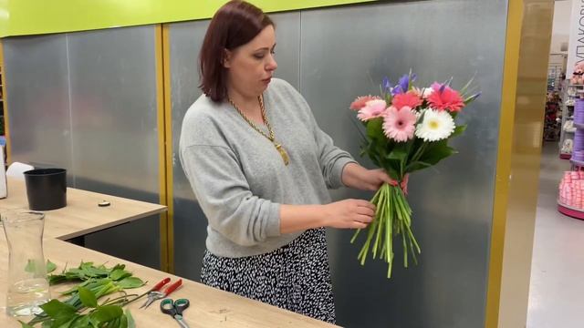 Флористика. Букет из гербер. смотреть онлайн