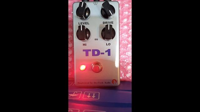 DevTech Audio TD1 DEMO - Tube Driver inspired