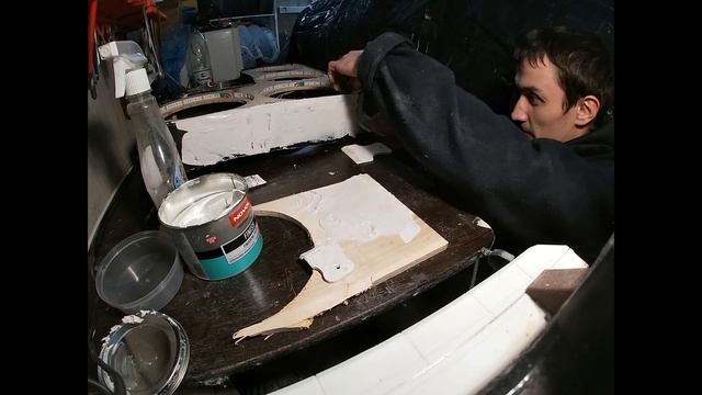 Лёгкий и простой способ смешать шпаклевку с отвердителем.