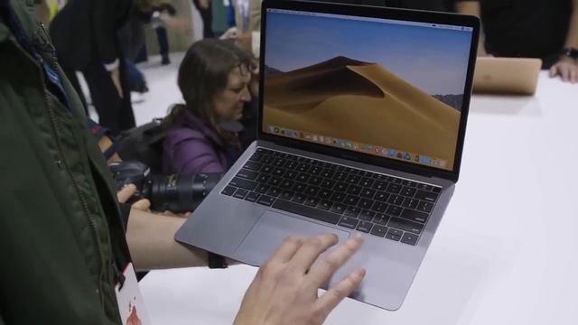 Apple Macbook Air 2018 hands on смотреть онлайн