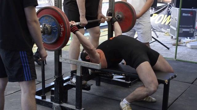 Чемпионат Киева по классическому пауэрлифтингу IPF 3.06.16 смотреть онлайн