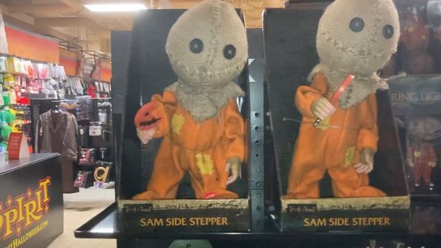 Sam Side Stepper - Spirit Halloween 2020 смотреть онлайн