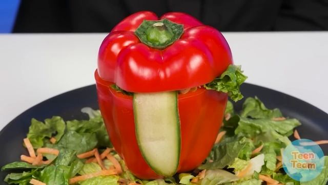 Wednesday बनाम दादी कुकिंग चैलेंज | आसान गुप्त हैक्स और गैजेट्स TeenTeam Challenge смотреть онлайн