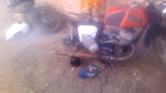 Иж Юпитер 2 : заводимпосле 20 лет в гараже смотреть онлайн