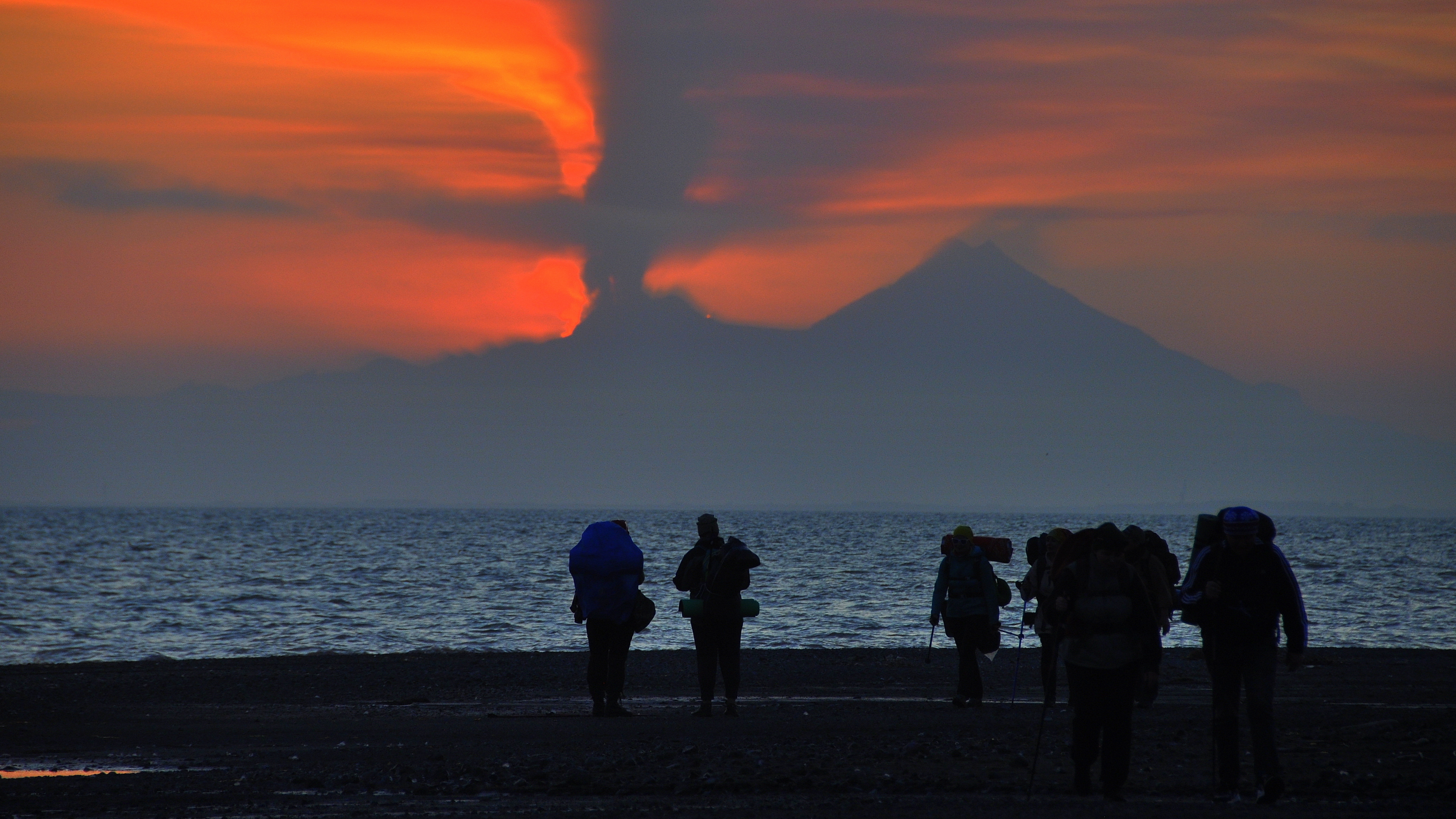 Корпоратив с рюкзаком, Камчатка ч. 1 смотреть онлайн
